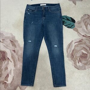 GAP Women's Medium Wash Blue Skinny Jeans